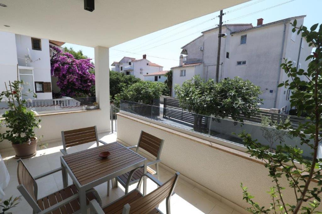 Smil'E Apartments Vodice Dış mekan fotoğraf