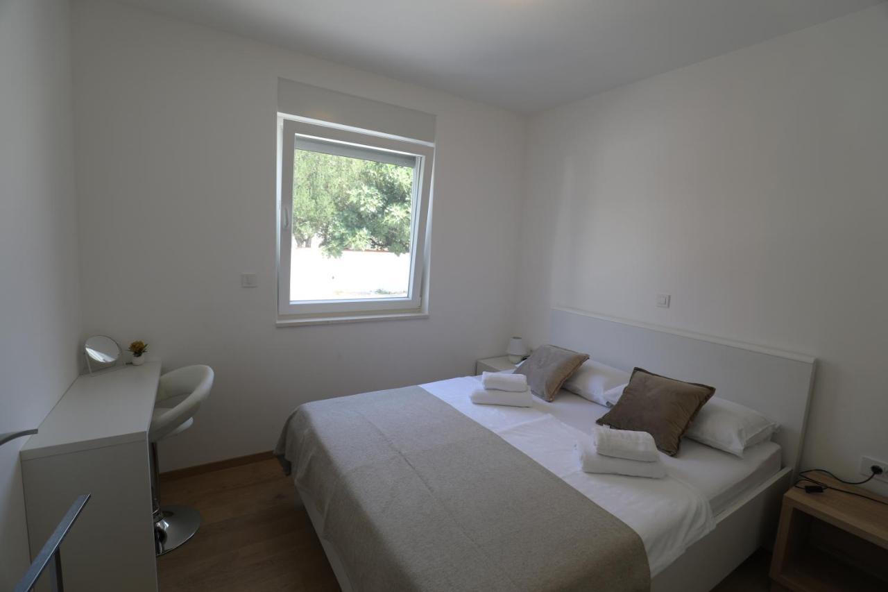 Smil'E Apartments Vodice Dış mekan fotoğraf